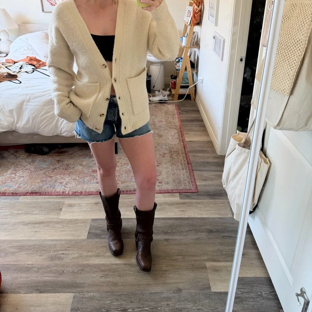 Aritzia Wilfred Cream Bouclé Button-Front Cardigan - Picture 6 of 8